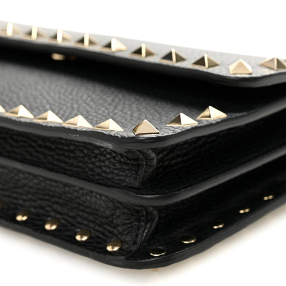 Pebbled Calfskin Rockstud Flap Wallet On Chain Black