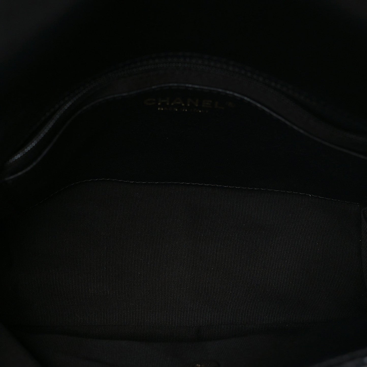 Lambskin Quilted Enamel CC Chain Frame Flap Black