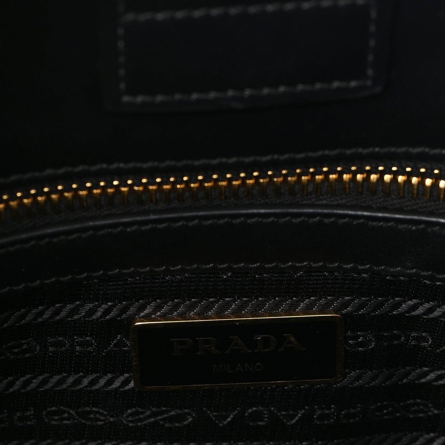 Saffiano Soft Calfskin Large Tote Black