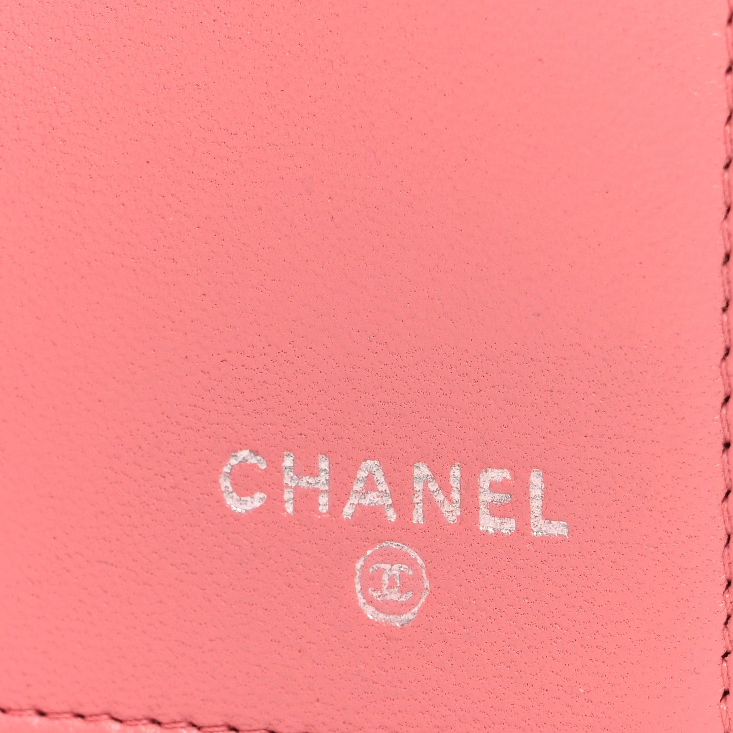 Lambskin Camellia Embossed Large Brilliant Flap Wallet Pink