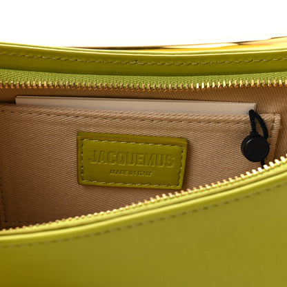 Smooth Calfskin Le Bisou Mousqueton Green