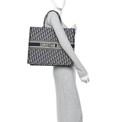 Oblique Large Book Tote Blue Multicolor