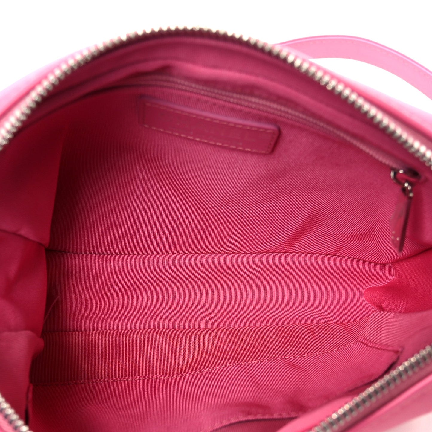 Lambskin Chevron Quilted Small Promenade Camera Case Pink