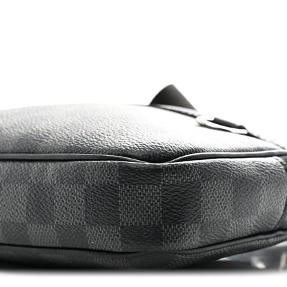 Damier Graphite Scott Messenger
