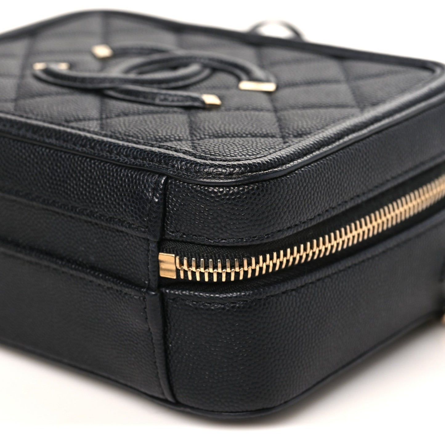 Caviar Quilted Small CC Filigree Vanity Case Black