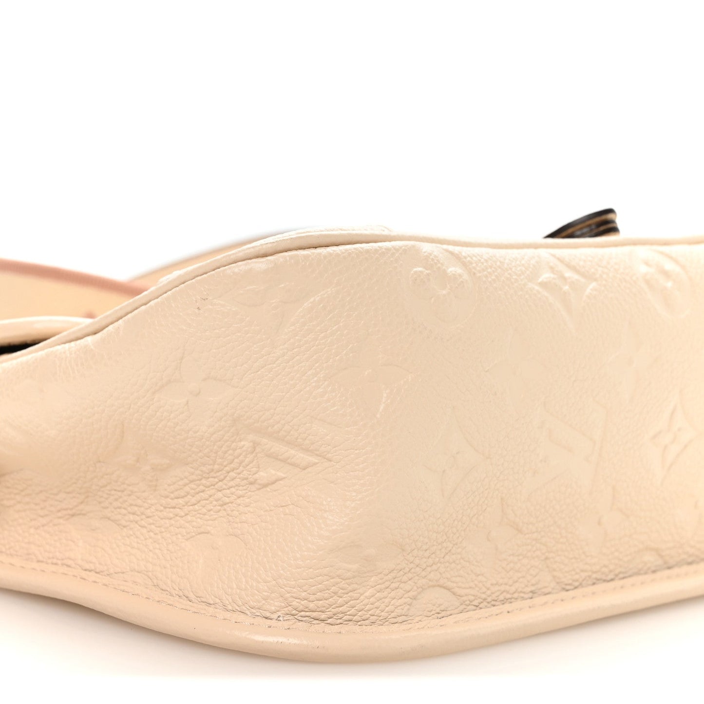 Empreinte Monogram Giant Diane Cream