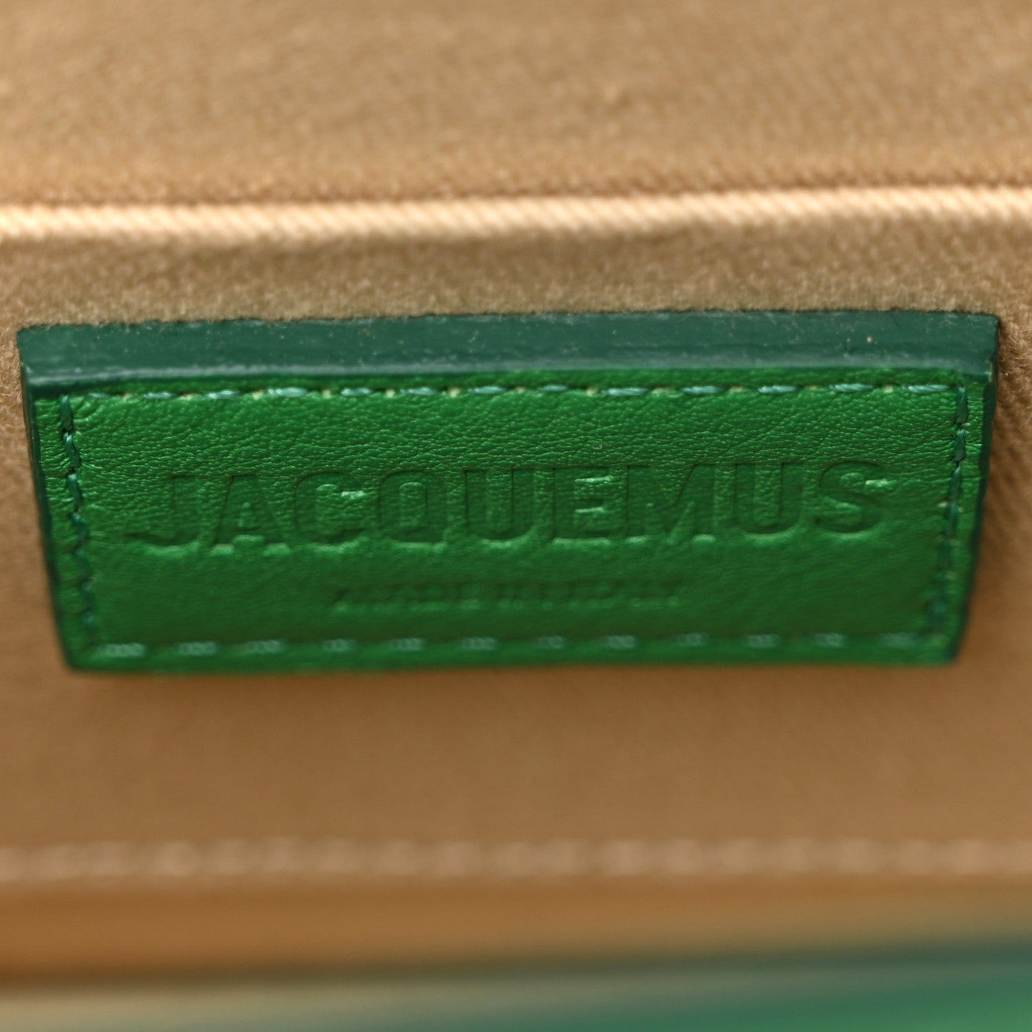 Smooth Calfskin Le Chiquito Moyen Green