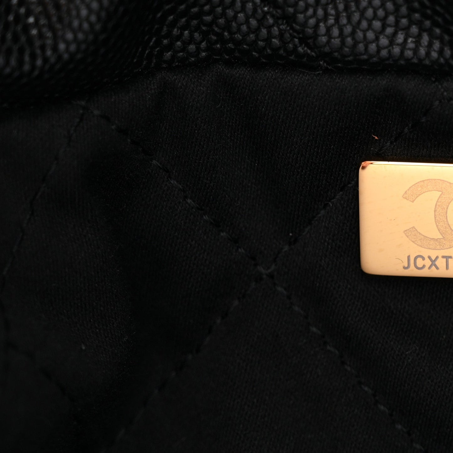 Shiny Caviar Quilted Monochrome Mini Chanel 22 Black