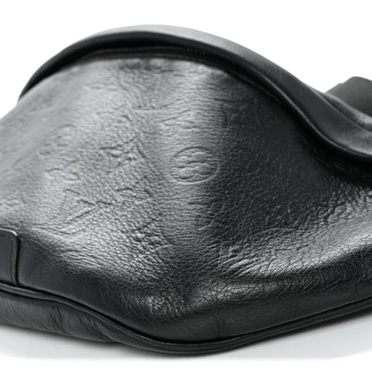 Calfskin Monogram Shadow Discovery Bumbag Black
