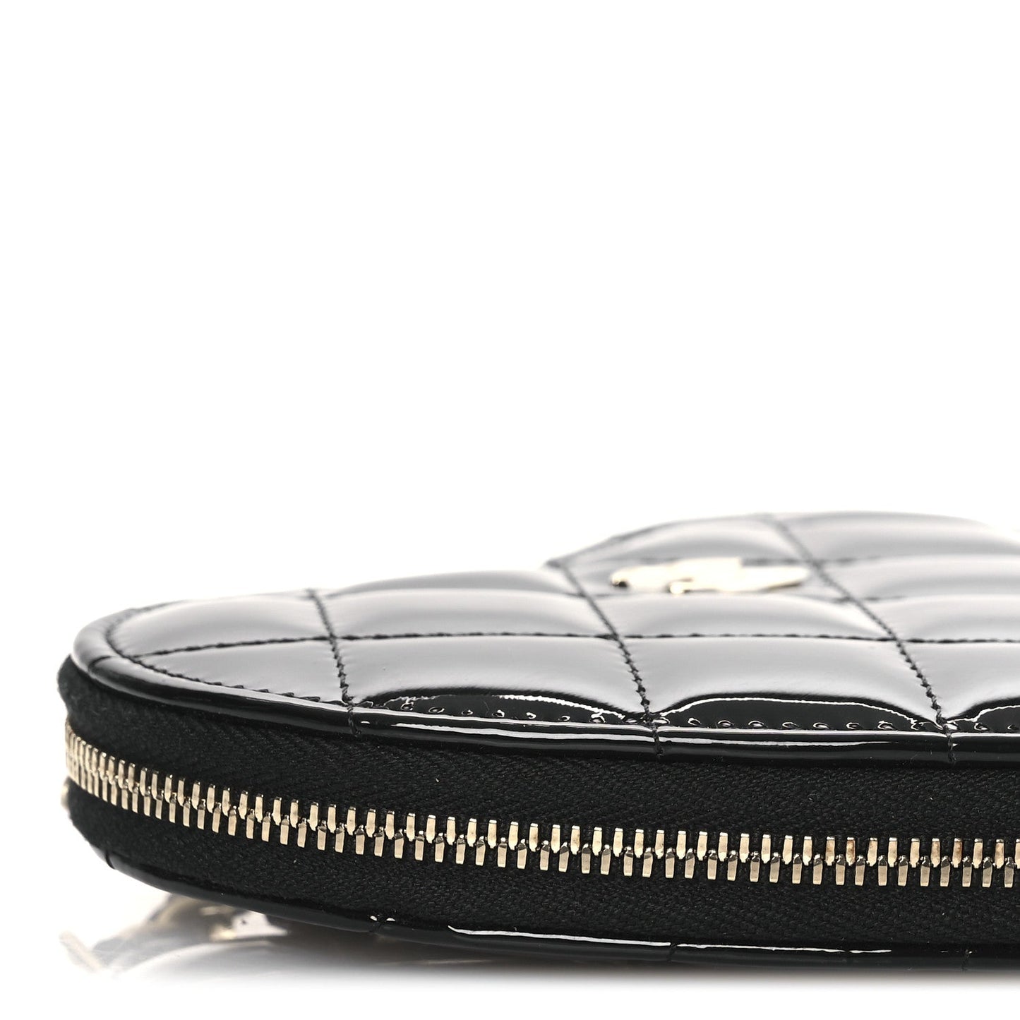 Patent Calfskin Resin Quilted CC Heart Clutch With Chain Black