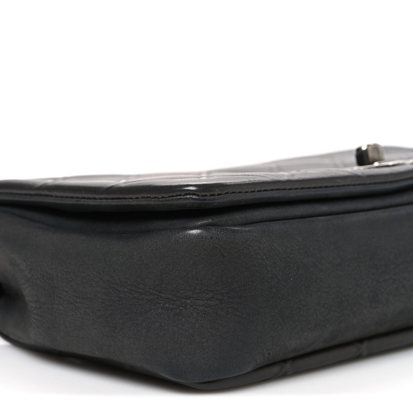 Calfskin Diamond Embossed Medium New Chic Flap Dark Grey