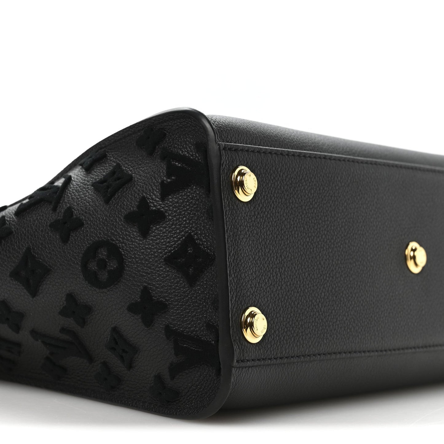 Calfskin Monogram Tufting On My Side Black