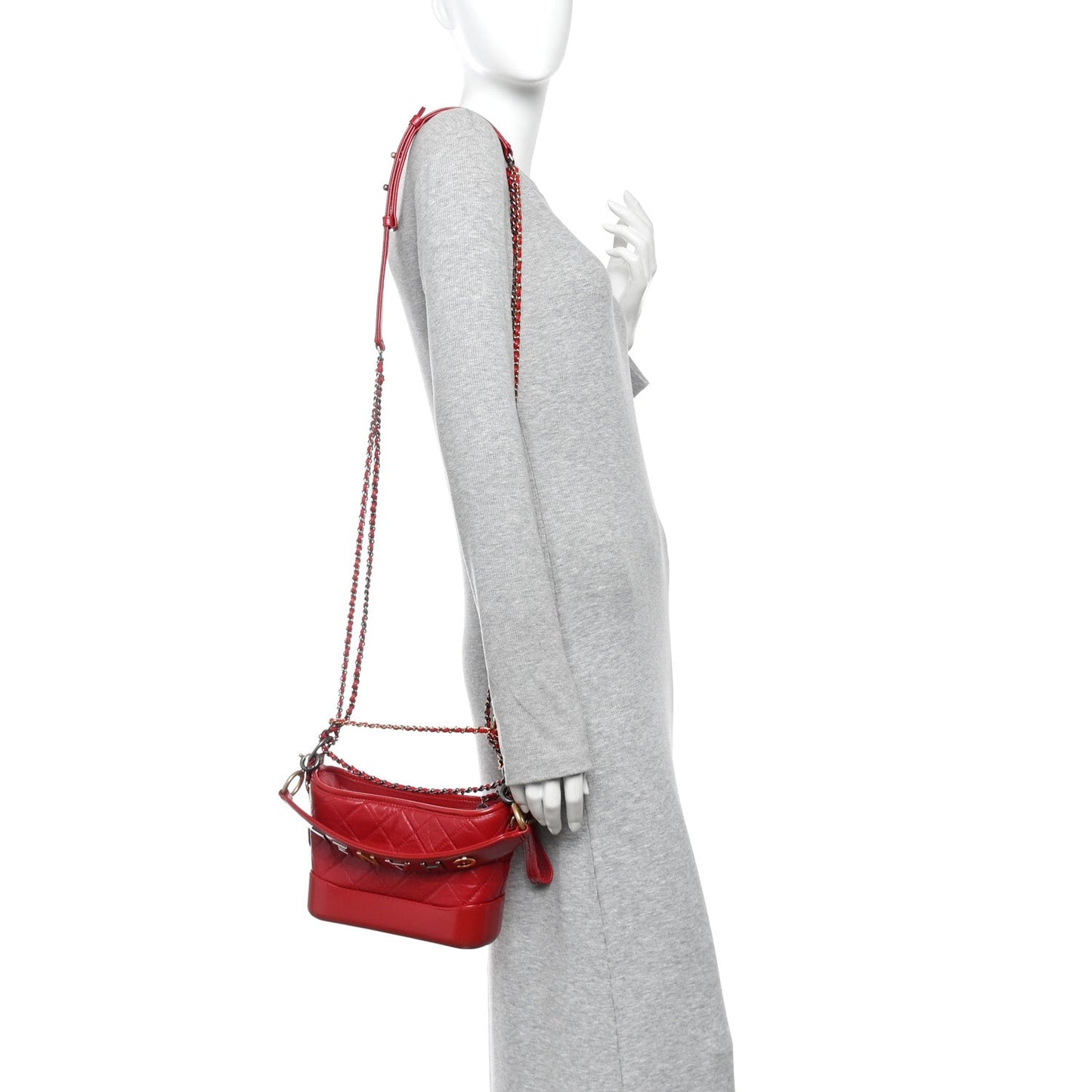 Aged Calfskin Quilted Small Gabrielle Hobo Red