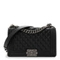 Caviar Quilted Medium Boy Flap Black