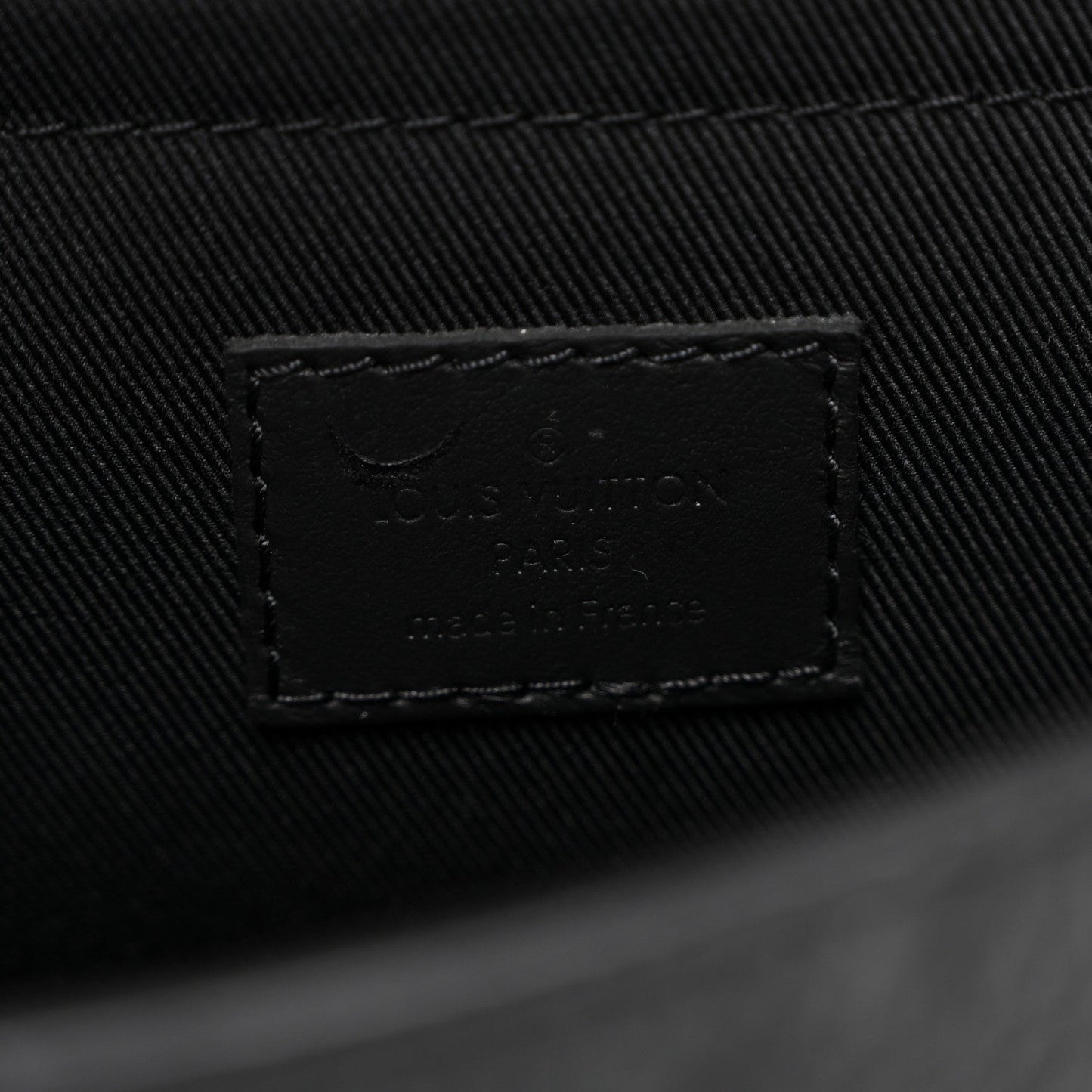 Taurillon Monogram Steamer PM NM Black