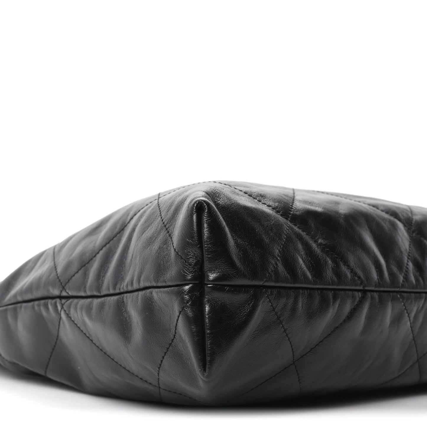 Shiny Calfskin Quilted Monochrome Small Chanel 22 Black