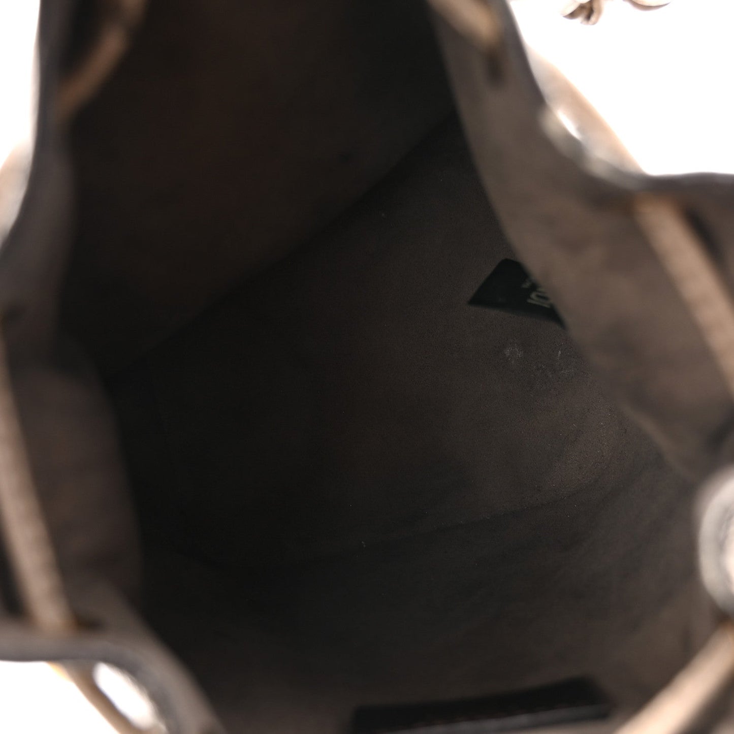 Vitello Cruise F is Fendi Mini Mon Tresor Bucket Bag Tortora