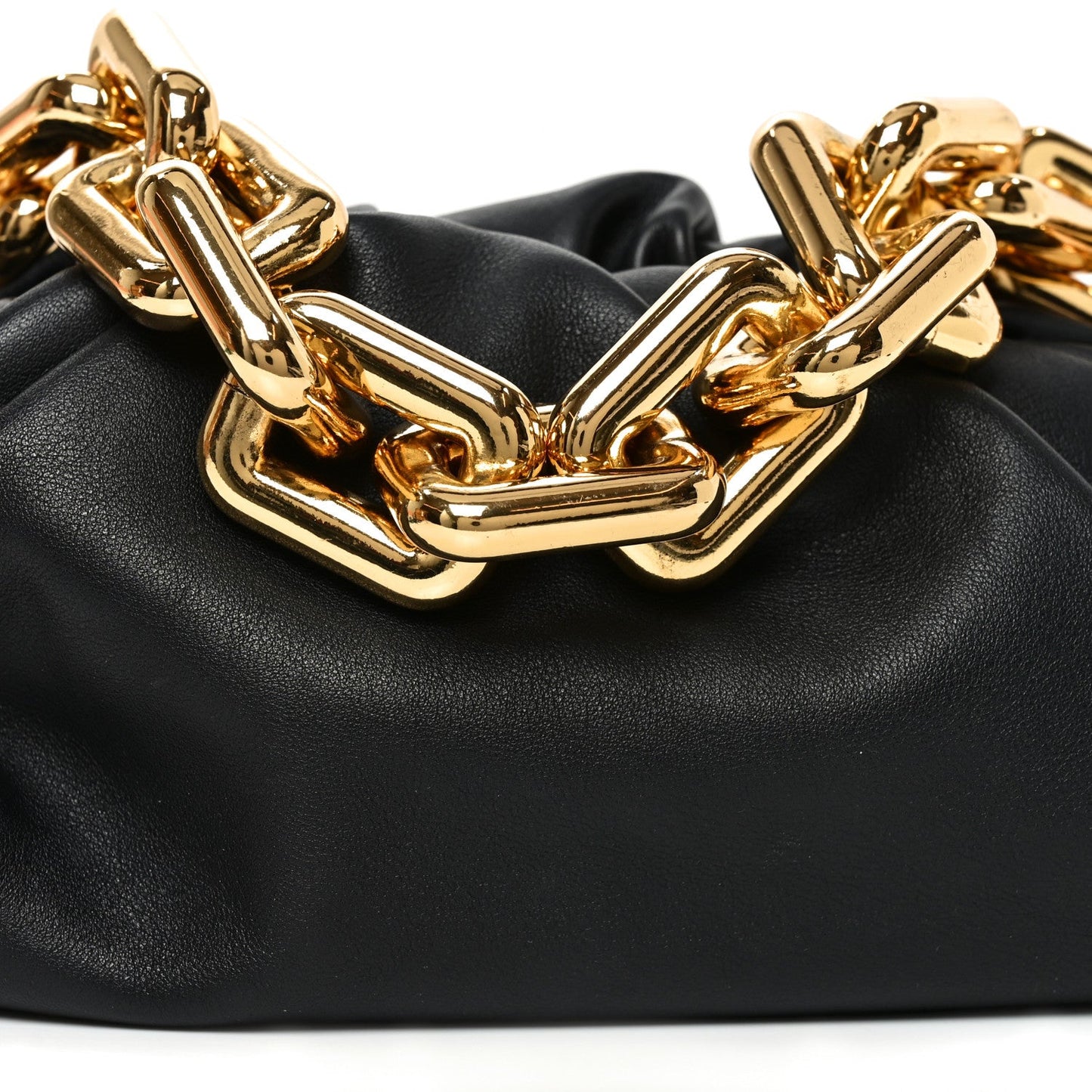 Calfskin The Pouch Chain Black