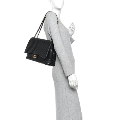 Lambskin Chevron Quilted Maxi Double Flap Black