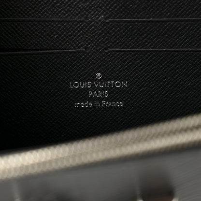 Epi Twist Chain Wallet Black