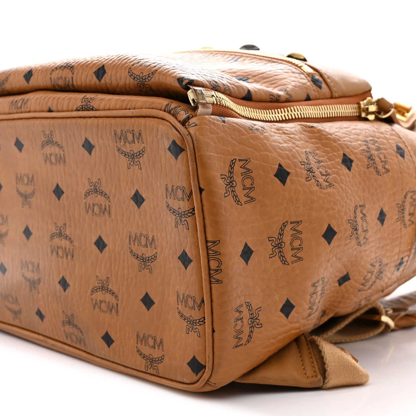 Visetos Studded Medium Dual Stark Backpack Cognac