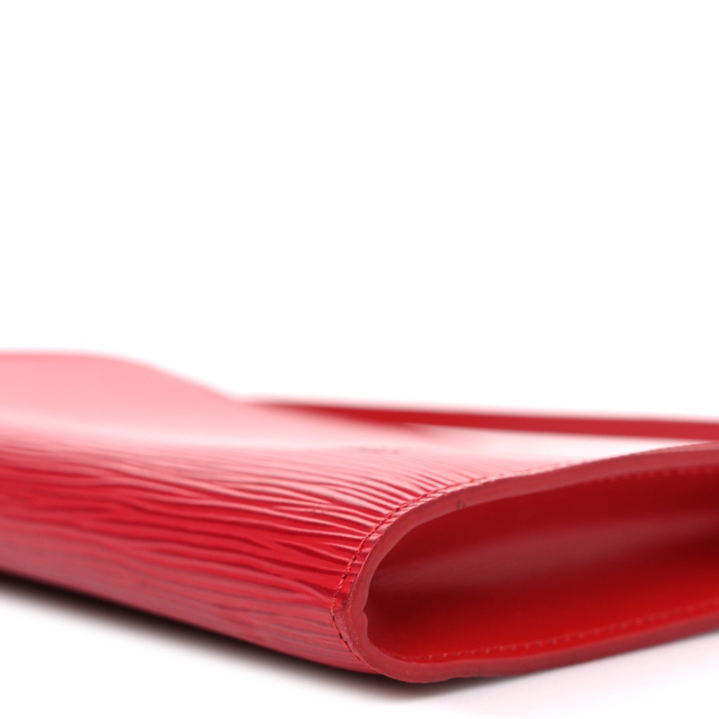 Epi Pochette Accessories 24 Castillan Red