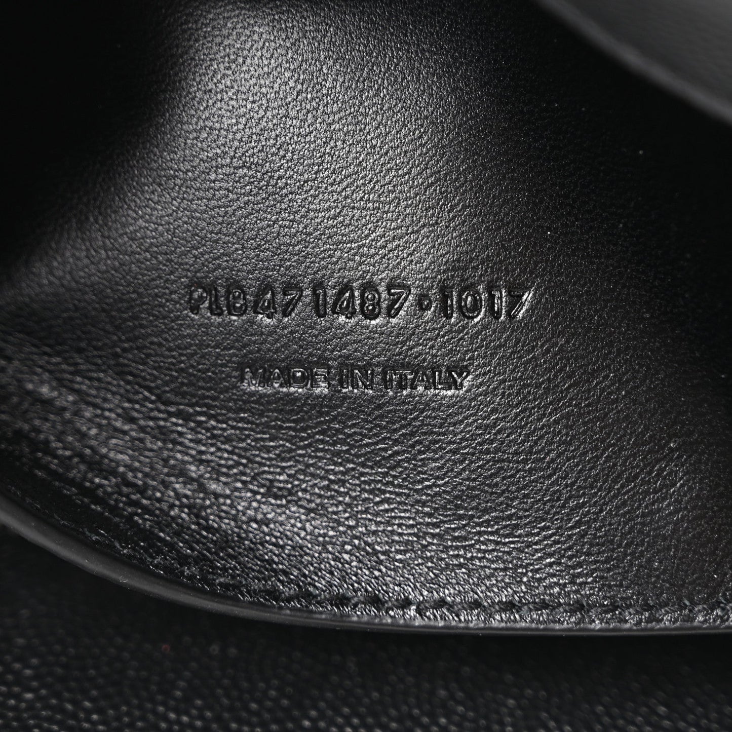 Grain De Poudre Medium West Hollywood Monogram Fold-Over Black