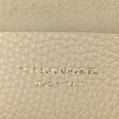 Pebbled Calfskin Everyday Cabas Avario