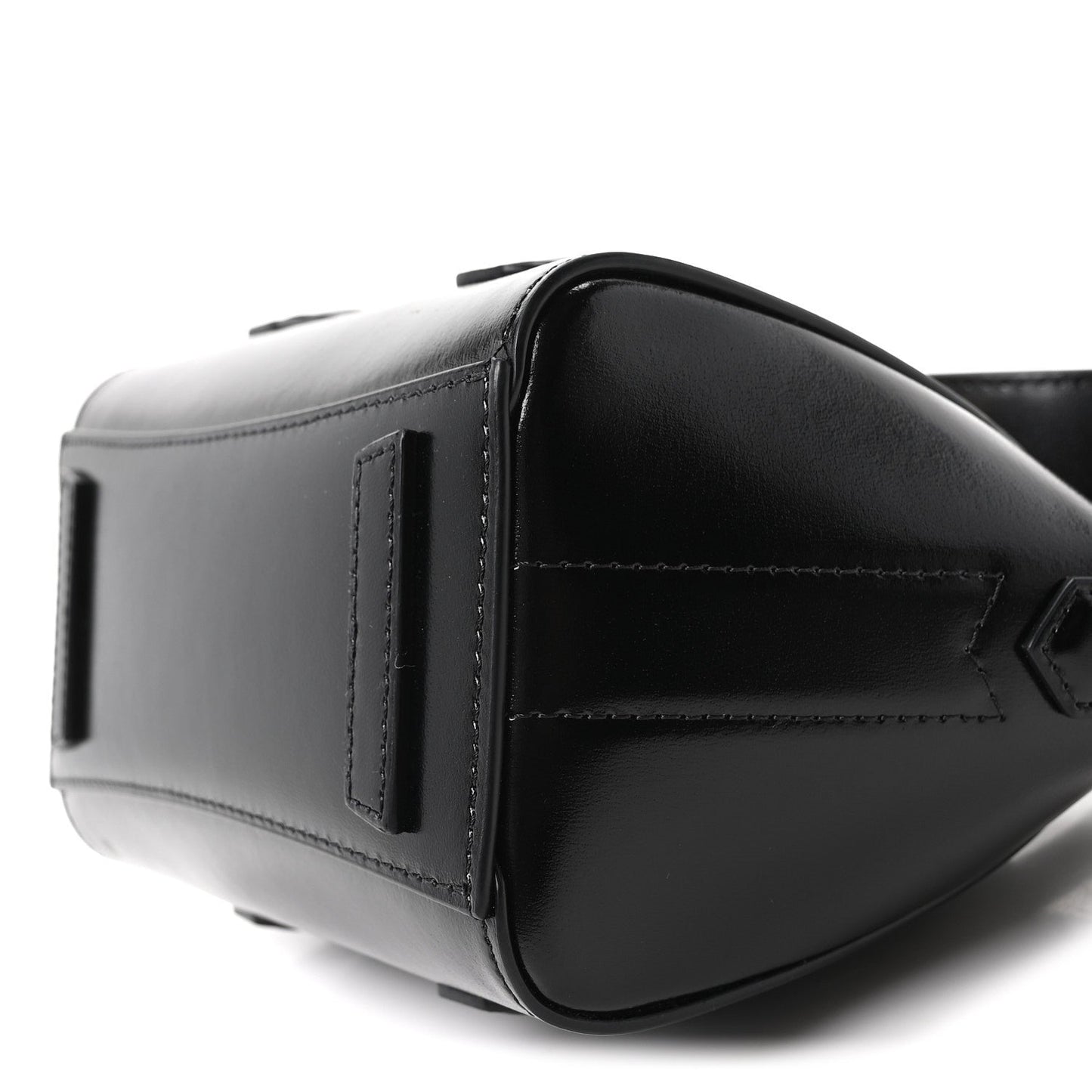 Box Calfskin Toy Lock Antigona Shoulder Bag Black