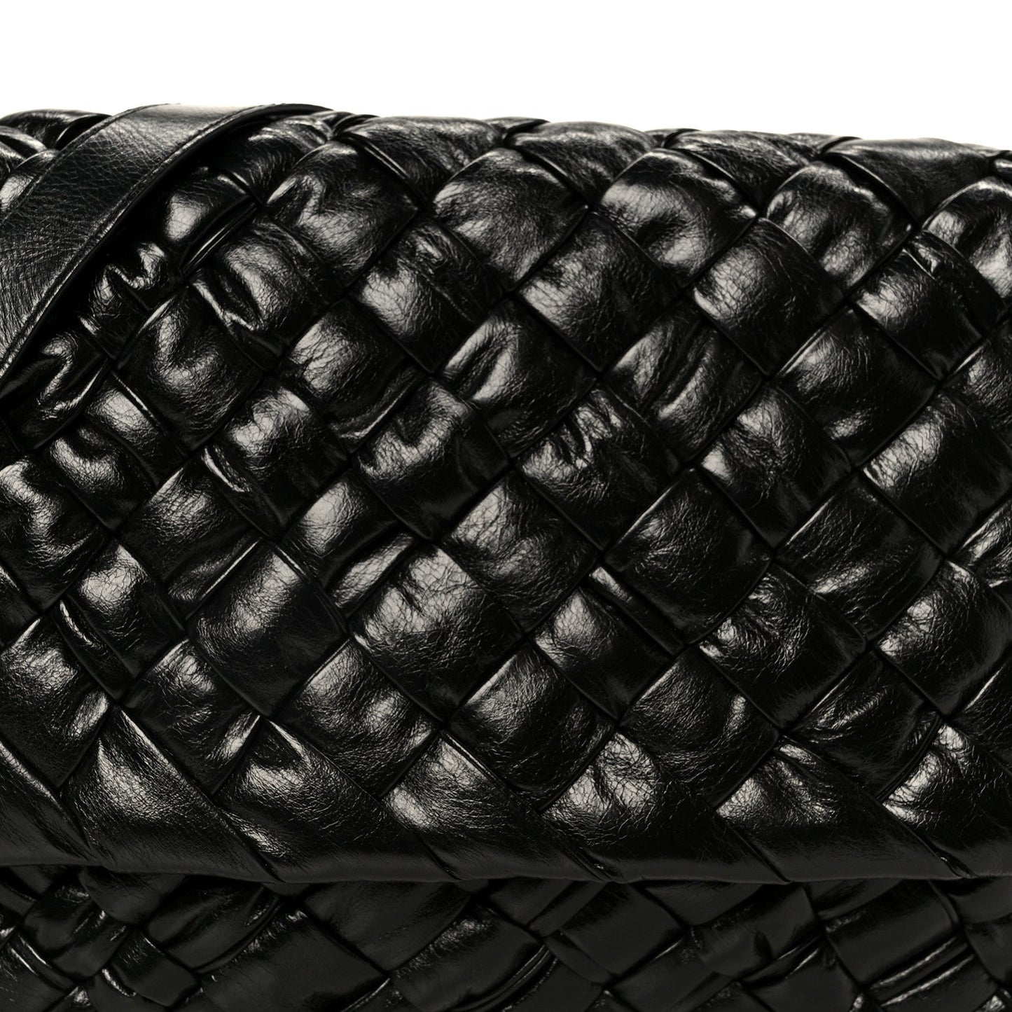 Calfskin Intreccio Kalimero Messenger Black
