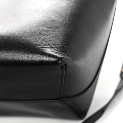 Vegetable Tanned Calfskin Bucket Bag Black Flamma
