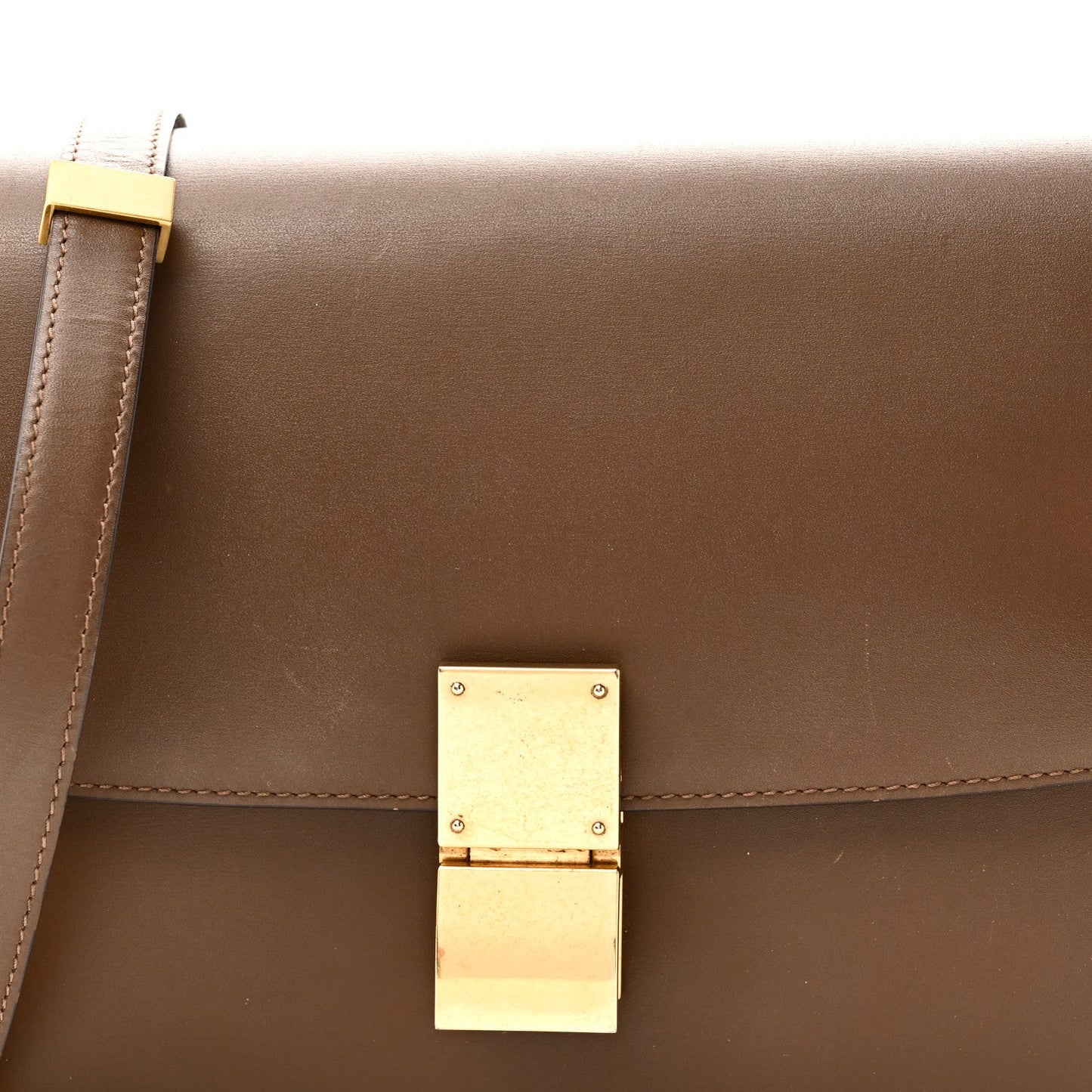 Box Calfskin Medium Classic Box Flap Bag Camel
