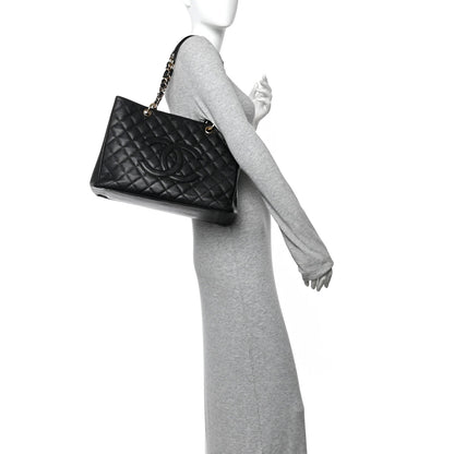 Caviar Quilted Grand Shopping Tote GST Black
