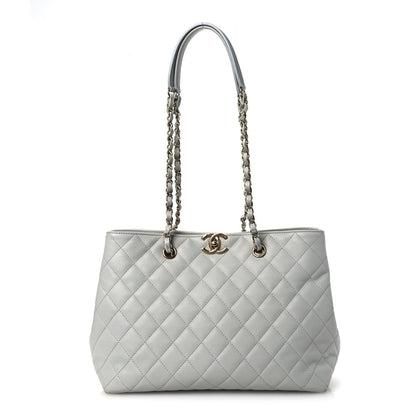 Caviar Quilted Shopping Tote Light Green