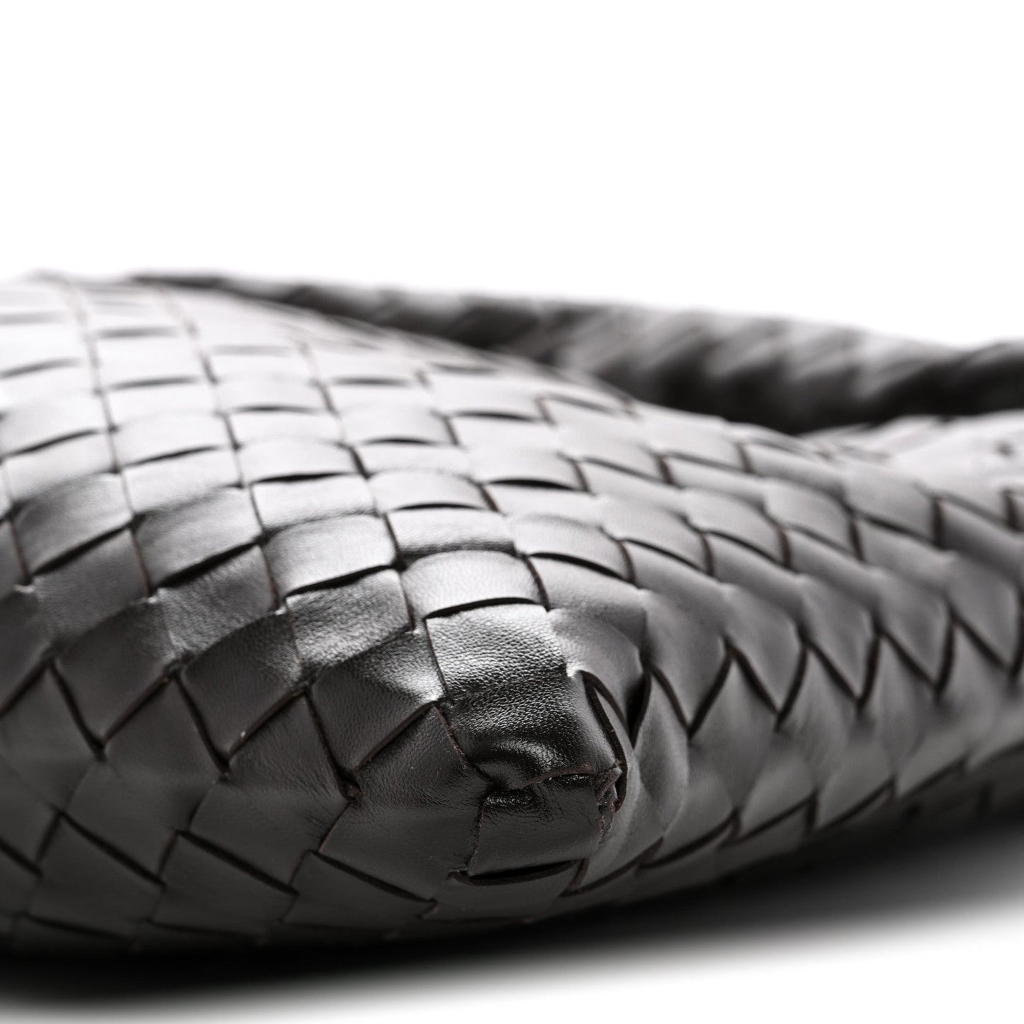 Calfskin Intrecciato Small Hop Fondant