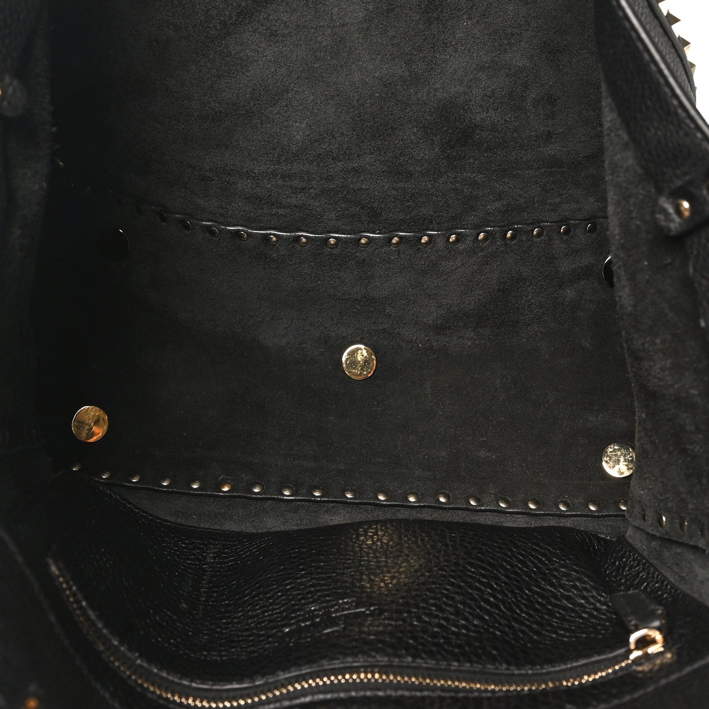 Pebbled Calfskin Medium Rockstud Tote Black