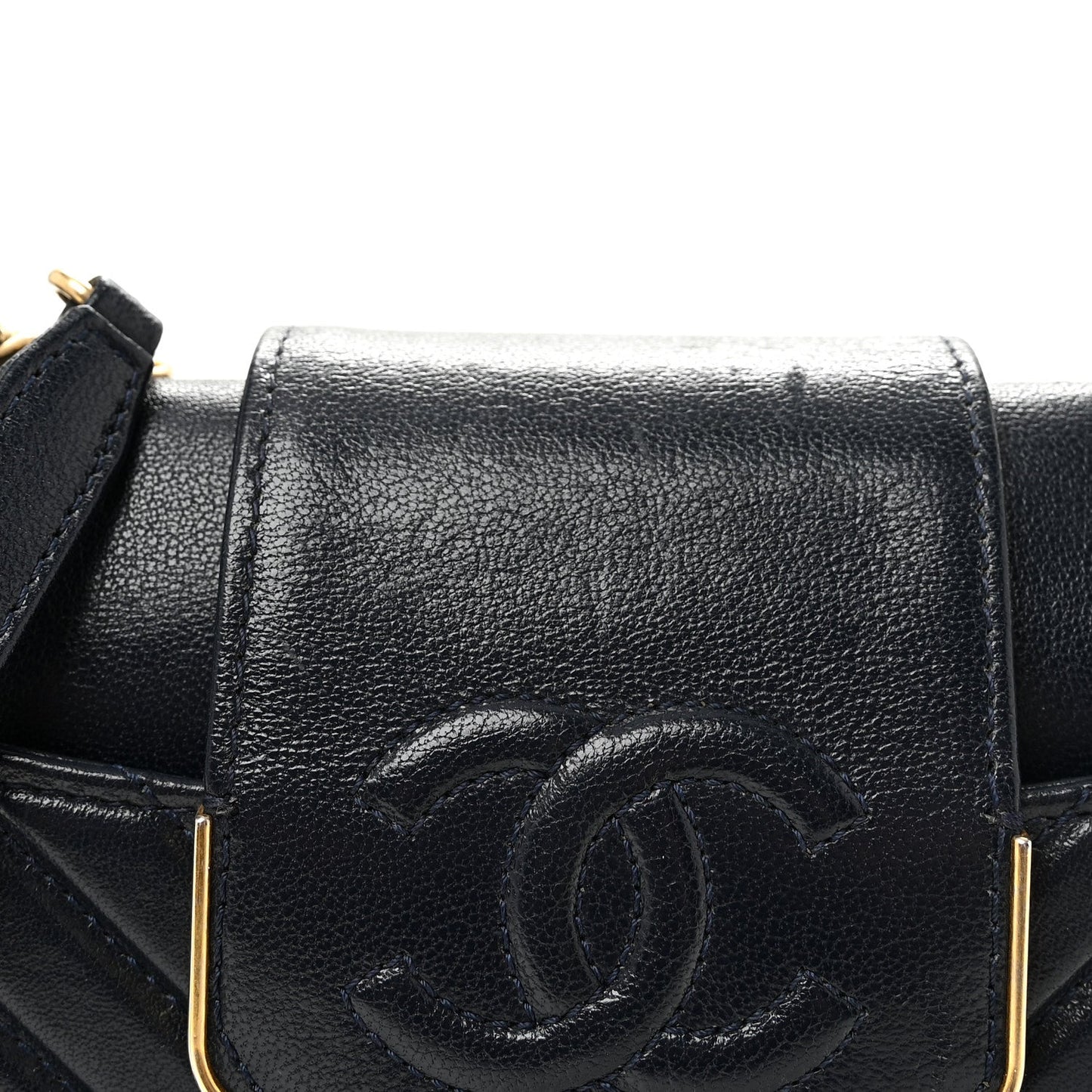 Shiny Sheepskin Chevron Quilted Collar and Tie Flap Navy