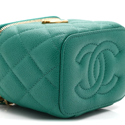 Caviar Quilted Sweetheart Mini Vanity Case Green