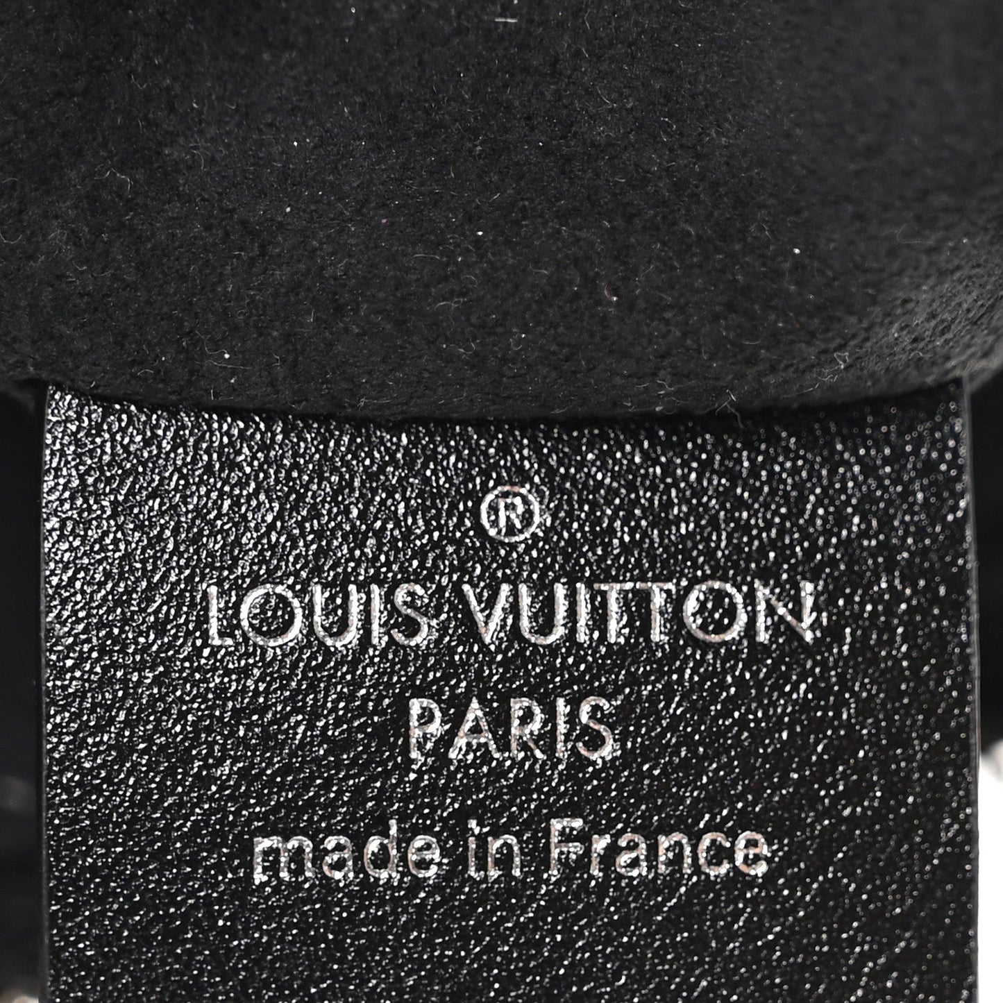 Calfskin Slim Trunk Black