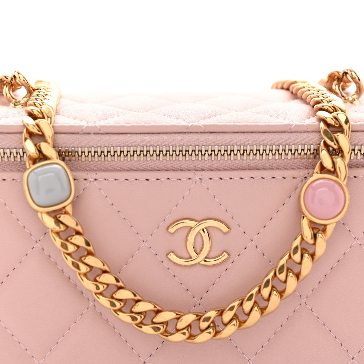 Lambskin Quilted Pearl Enamel Small Vanity Case With Chain Light Pink