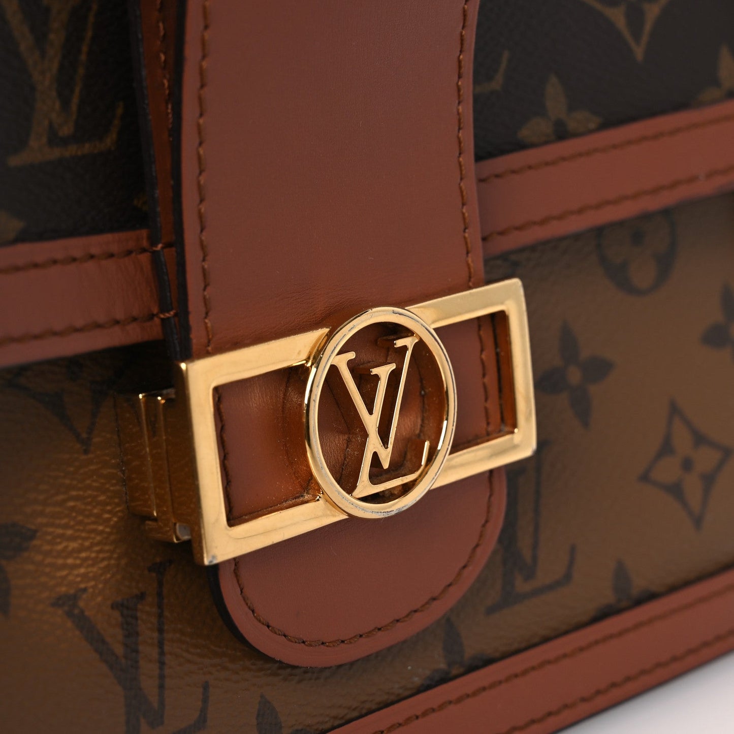 Reverse Monogram Dauphine MM