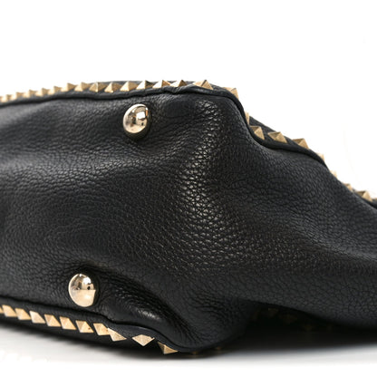 Pebbled Calfskin Medium Rockstud Tote Black