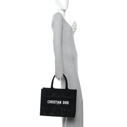 Embroidered 3D Macrame D-Lace Sun Medium Book Tote Black