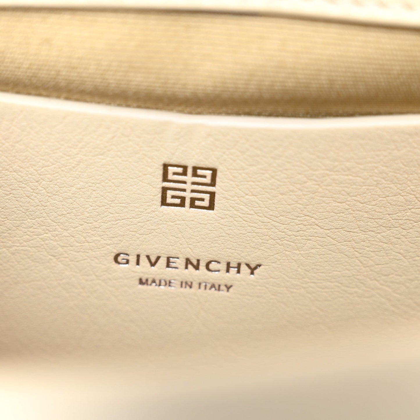 Calfskin Quilted Small 4G Shoulder Bag Ivory