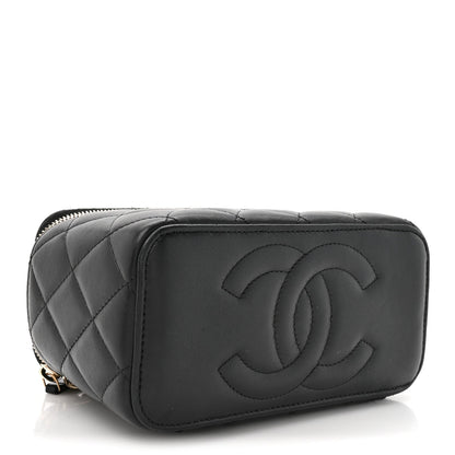 Lambskin Quilted Small Top Handle Vanity Case With Chain Black
