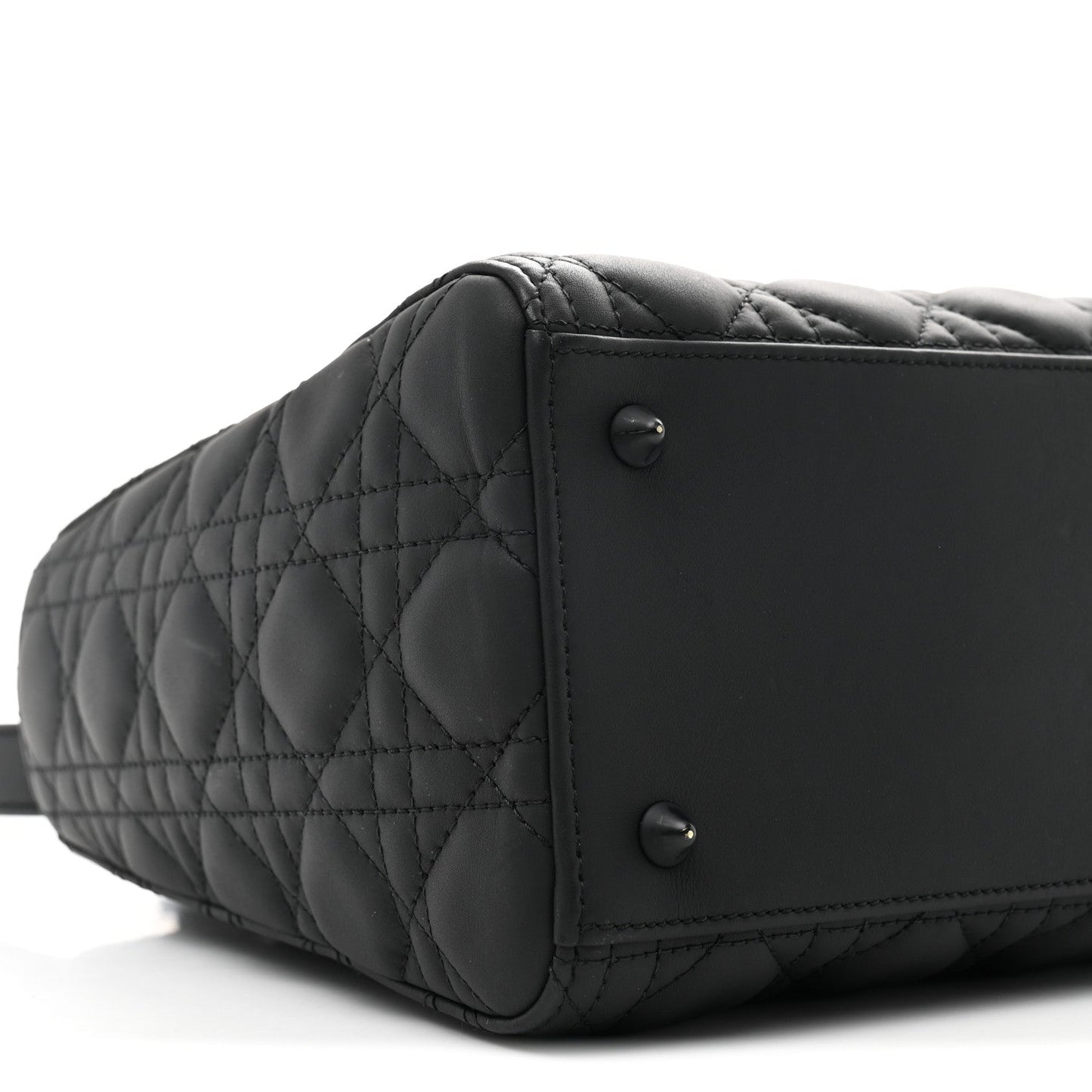 Ultra Matte Calfskin Cannage Medium Lady Dior Black