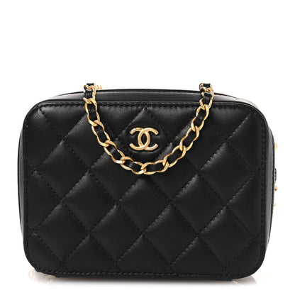 Lambskin Quilted CC Pearl Crush Camera Case Black