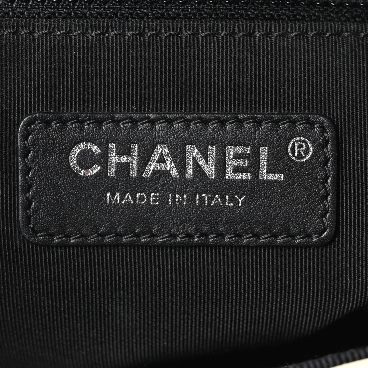 Aged Calfskin Grosgrain Quilted Chain CC Flap Ivory Black