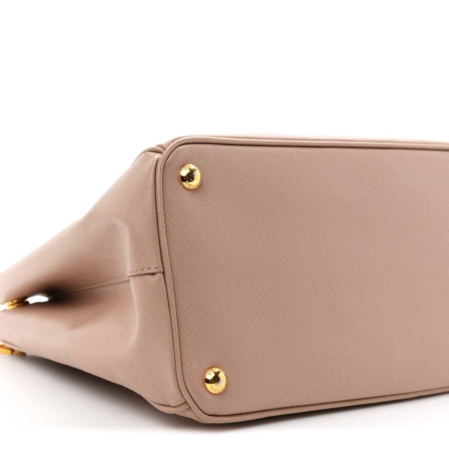 Saffiano Medium Galleria Double Zip Tote Cammeo