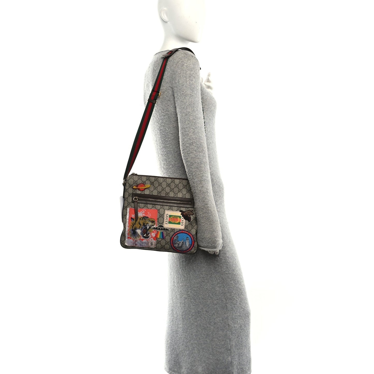Soft GG Supreme Monogram Courrier Web Medium Flat Messenger Bag Beige New Acero Multicolor